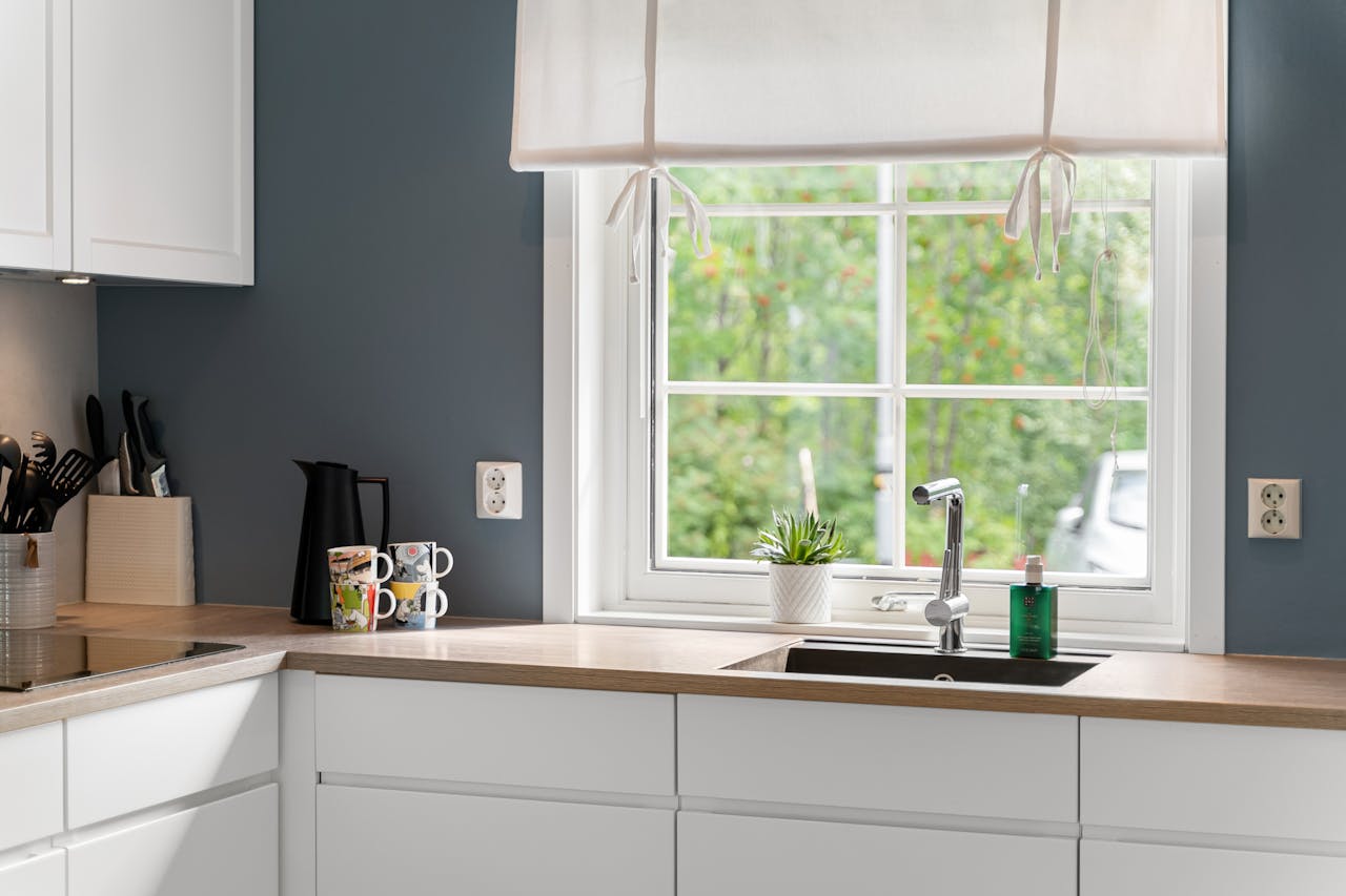 kolor ścian do białej kuchni