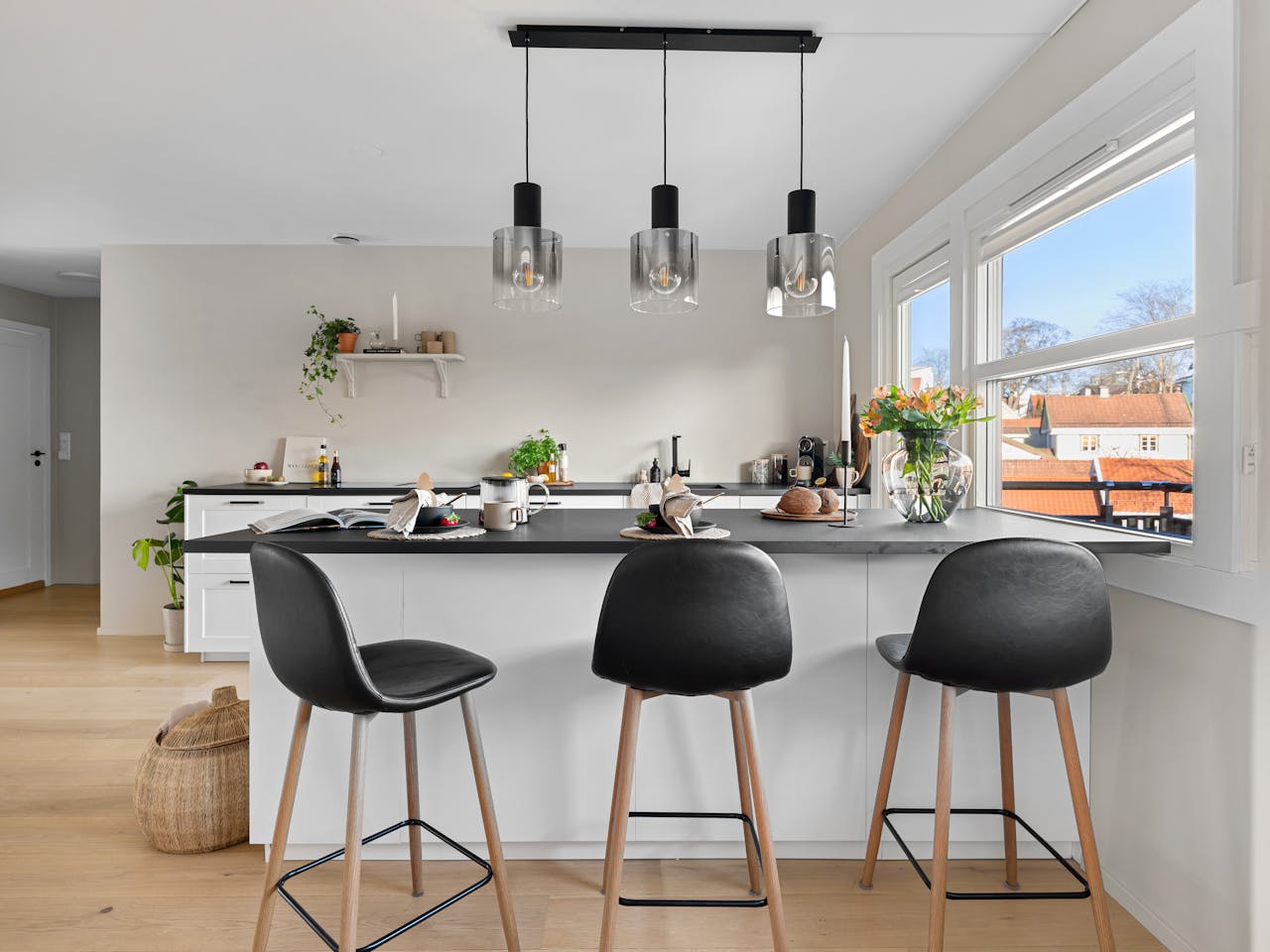 kolor ścian do białej kuchni